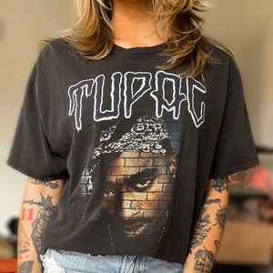Tupac shirt